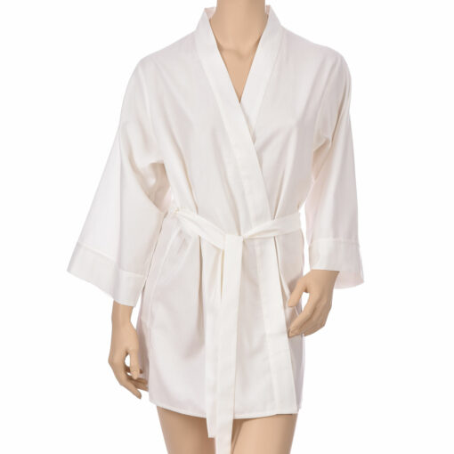 Kimono en satin de coton uni crème Kimono haut de gamme en coton très doux et naturel. Déshabillé en satin chic et classe