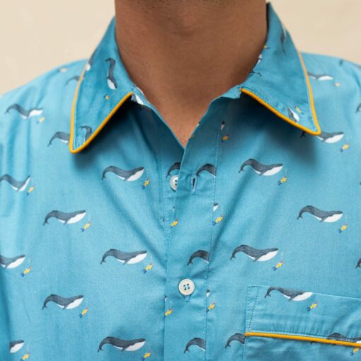iquette-homme-decouverte-ocean-baleine-plongeur