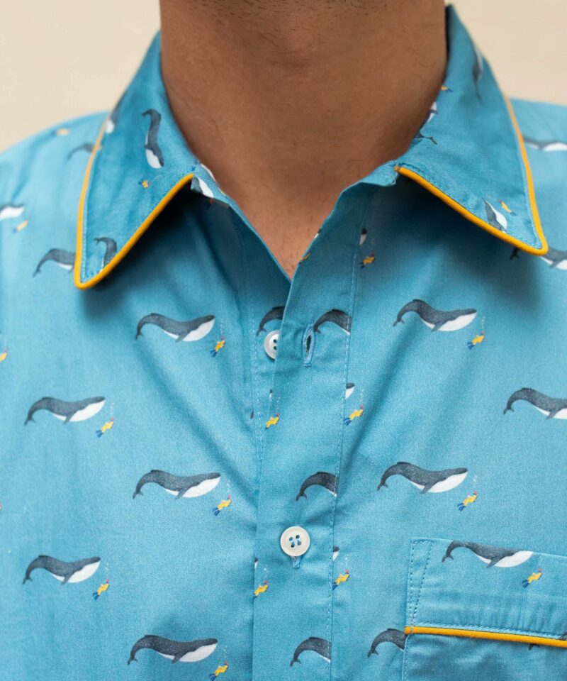 iquette-homme-decouverte-ocean-baleine-plongeur