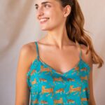 Nuisette en satin de coton bretelles reglables motif jaguars 2