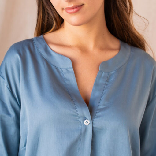 Liquette femme col tunisien "Uni bleu satin"