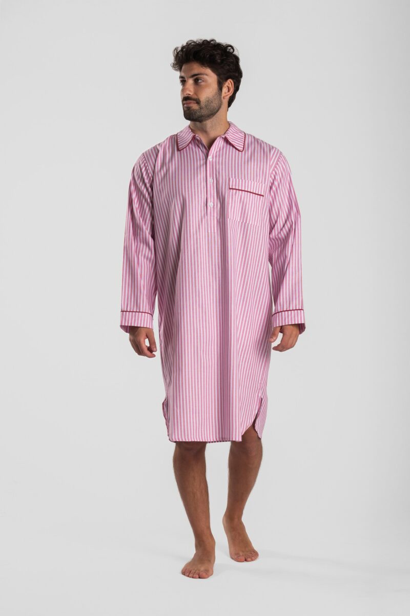 Chemise de nuit homme rayé rouge/blanc en popeline de coton. Liquette pour homme confortable et ample classique pour homme.  Motif Santorin.