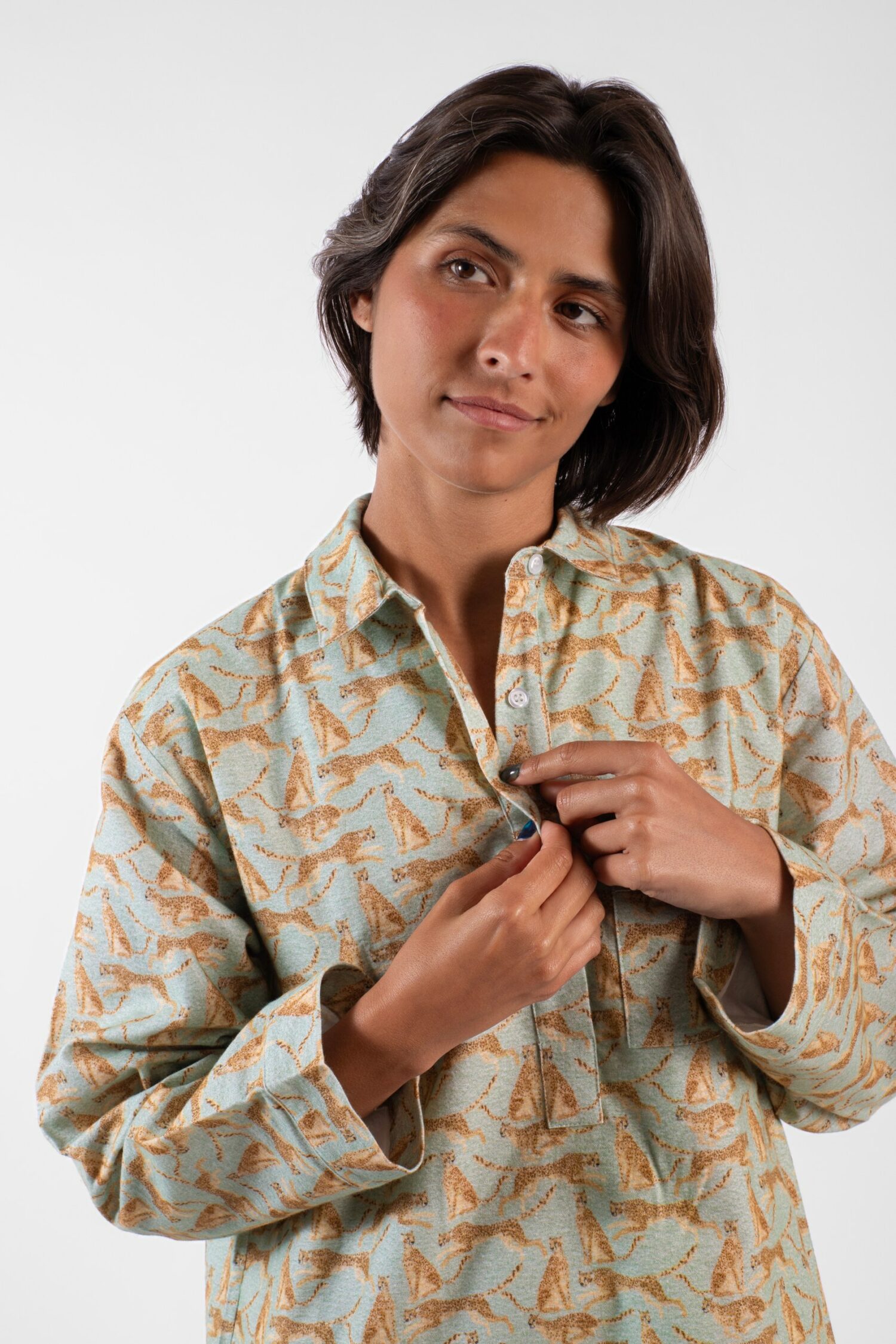Liquette femme manches longues flanelle de coton motif pantheres 3