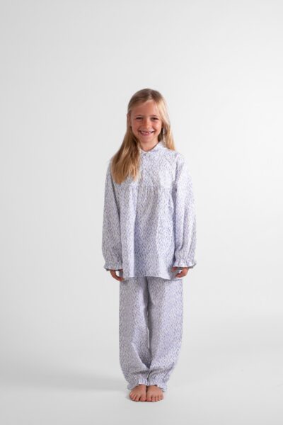 Pyjama deux pièces fille en coton motif fleur de lavande.