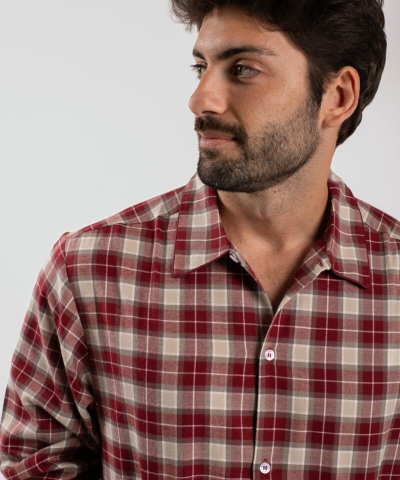 Pyjama homme deux pièces en pilou flanelle de coton carreaux rouge chaud et doux pour hiver motif verbier