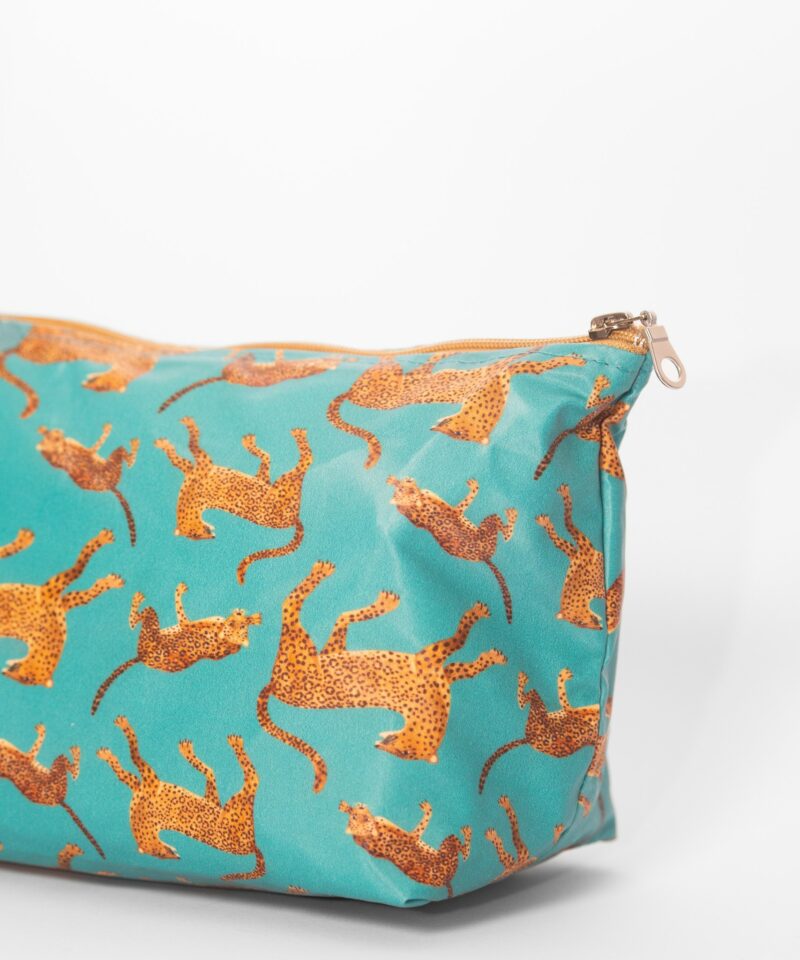 Trousse de toilette jaguar en coton enduit