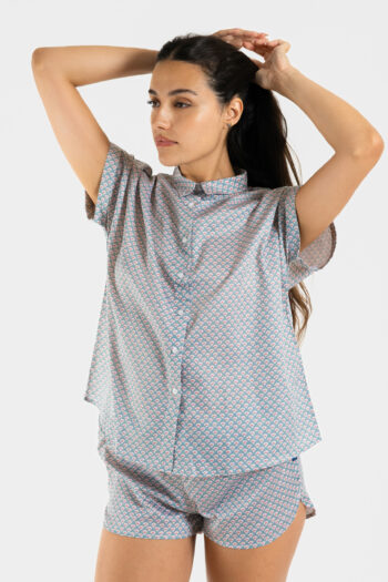Chemisier manches courtes femme en satin de coton avec motif India, fabriqué au Portugal.