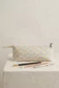 Trousse, crayons en coton enduit motif coquillage fond sable