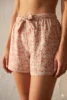 short femme en voile de coton avec noeud fleurs liberty rouge 2