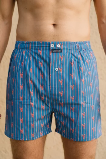 Zoom texture et finitions : Caleçon homme classique - Homard (Réf : 2430000016066) en voile de coton ( coton très léger ). Vêtement de type homme. Maître Renard.