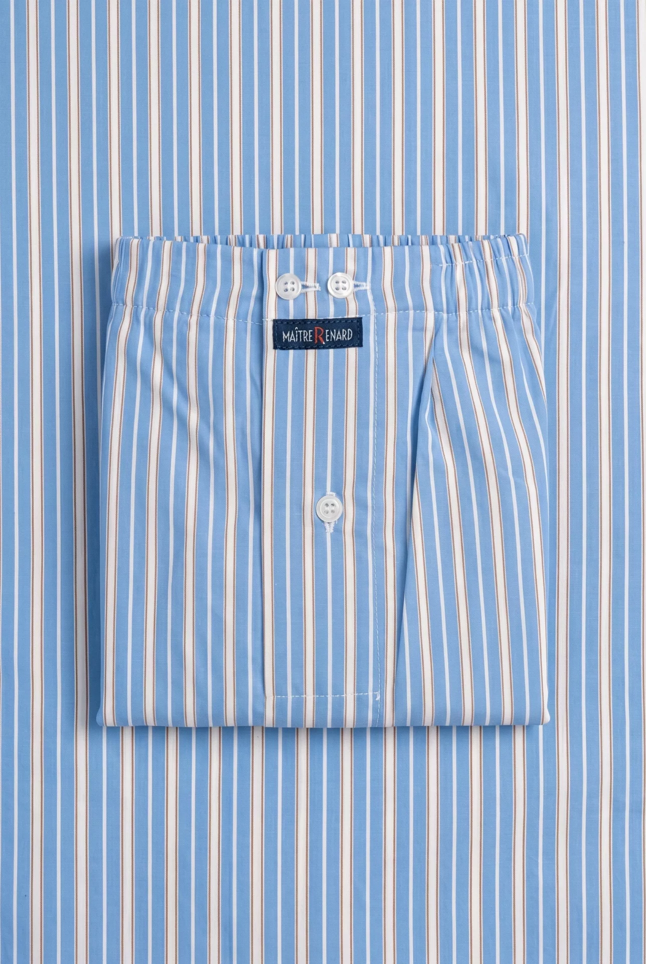 Zoom texture et finitions : Caleçon homme classique - Lancieux (Réf : 2430000015977) en popeline de coton ( coton léger ). Vêtement de type caleçons homme. Maître Renard.